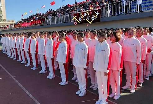 外院学子风华正茂